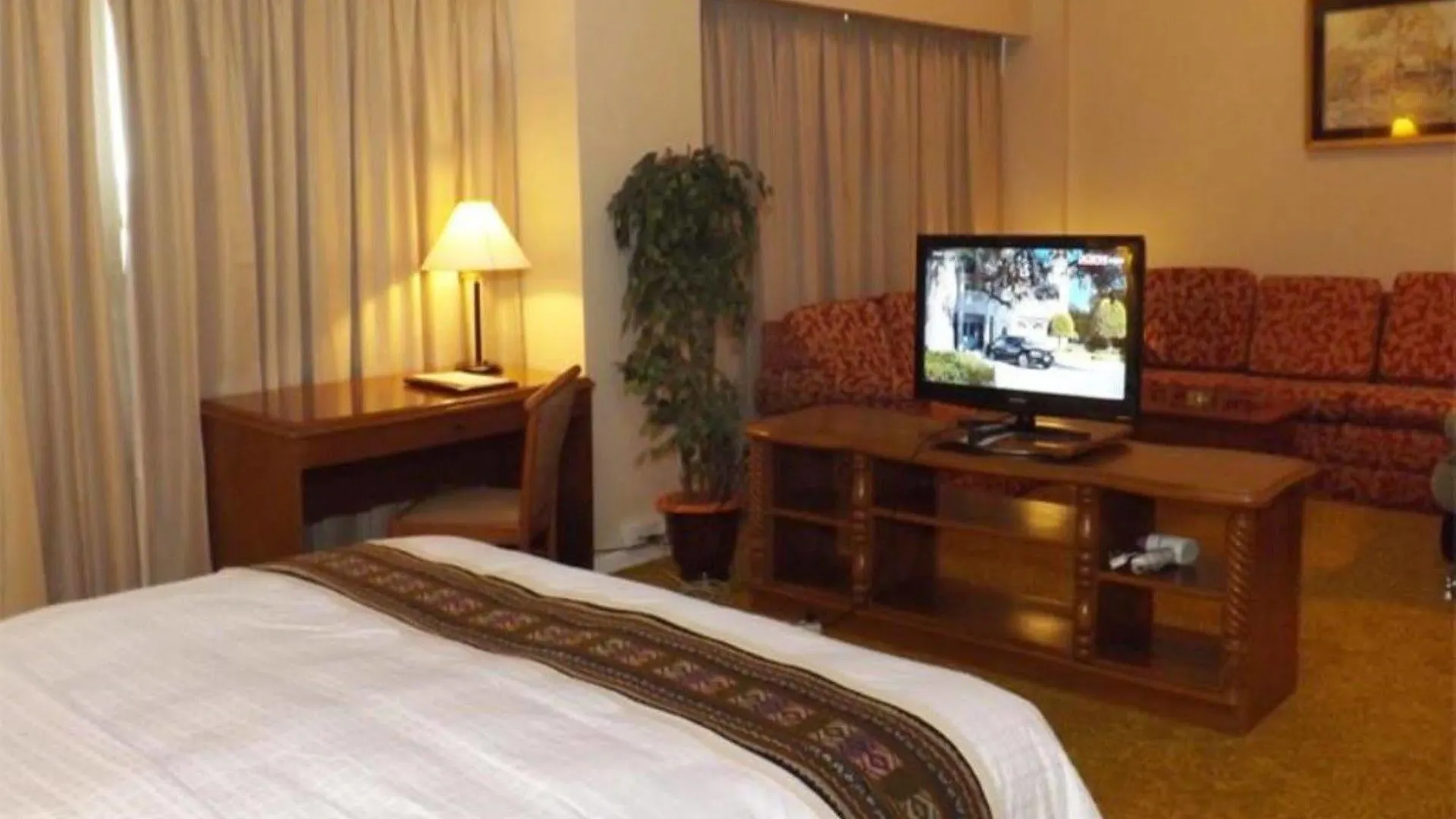 Summit Parkview Yangon Hotel