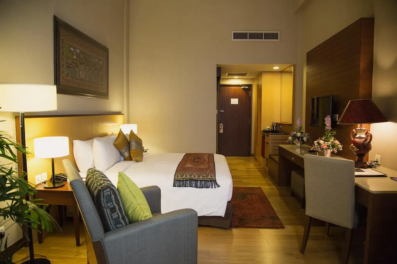 Summit Parkview Yangon Hotel